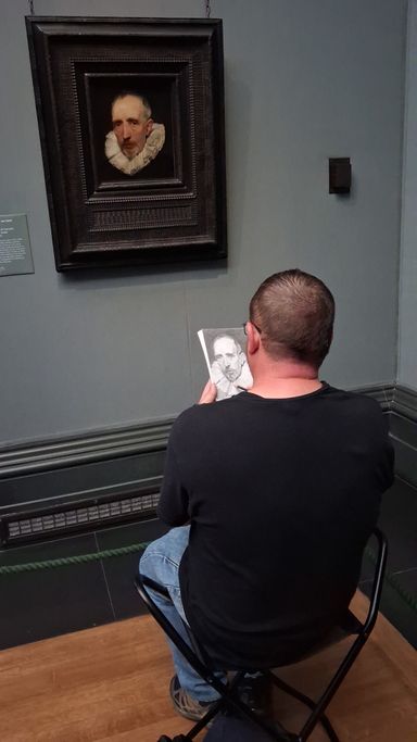 Pencil sketching in the National Gallery